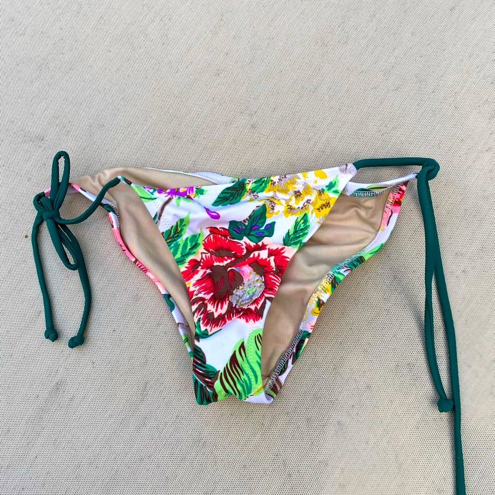 Swimsuit bottom worn once